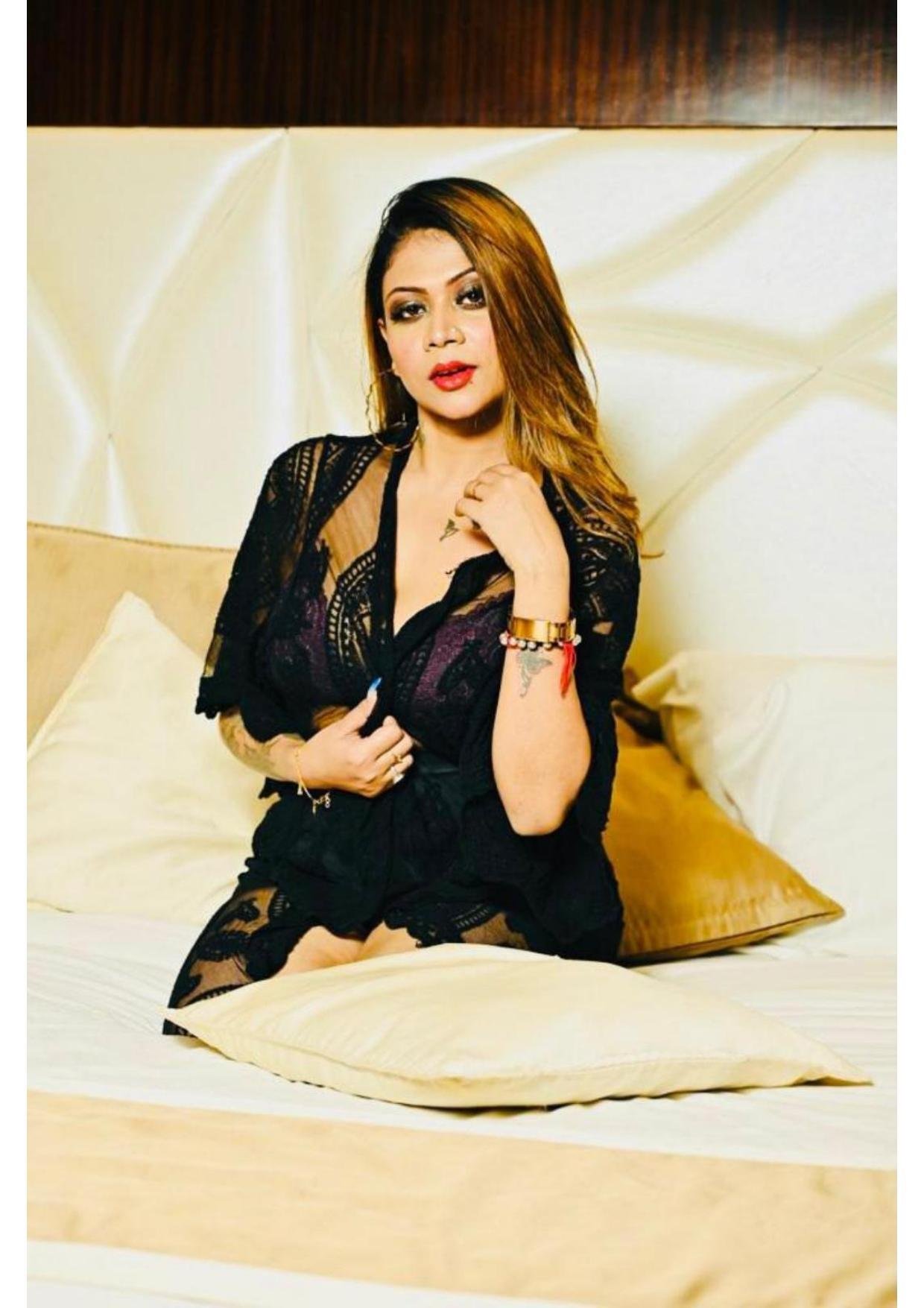  call girls Mayur Vihar